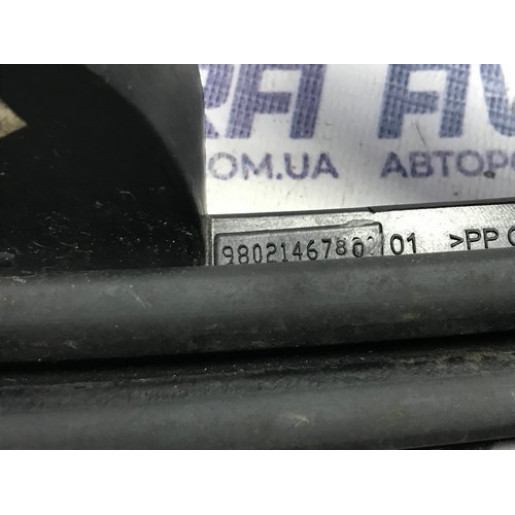Направляющая стекла двери задней правой Peugeot 308 SW 2013-2021 9802146780